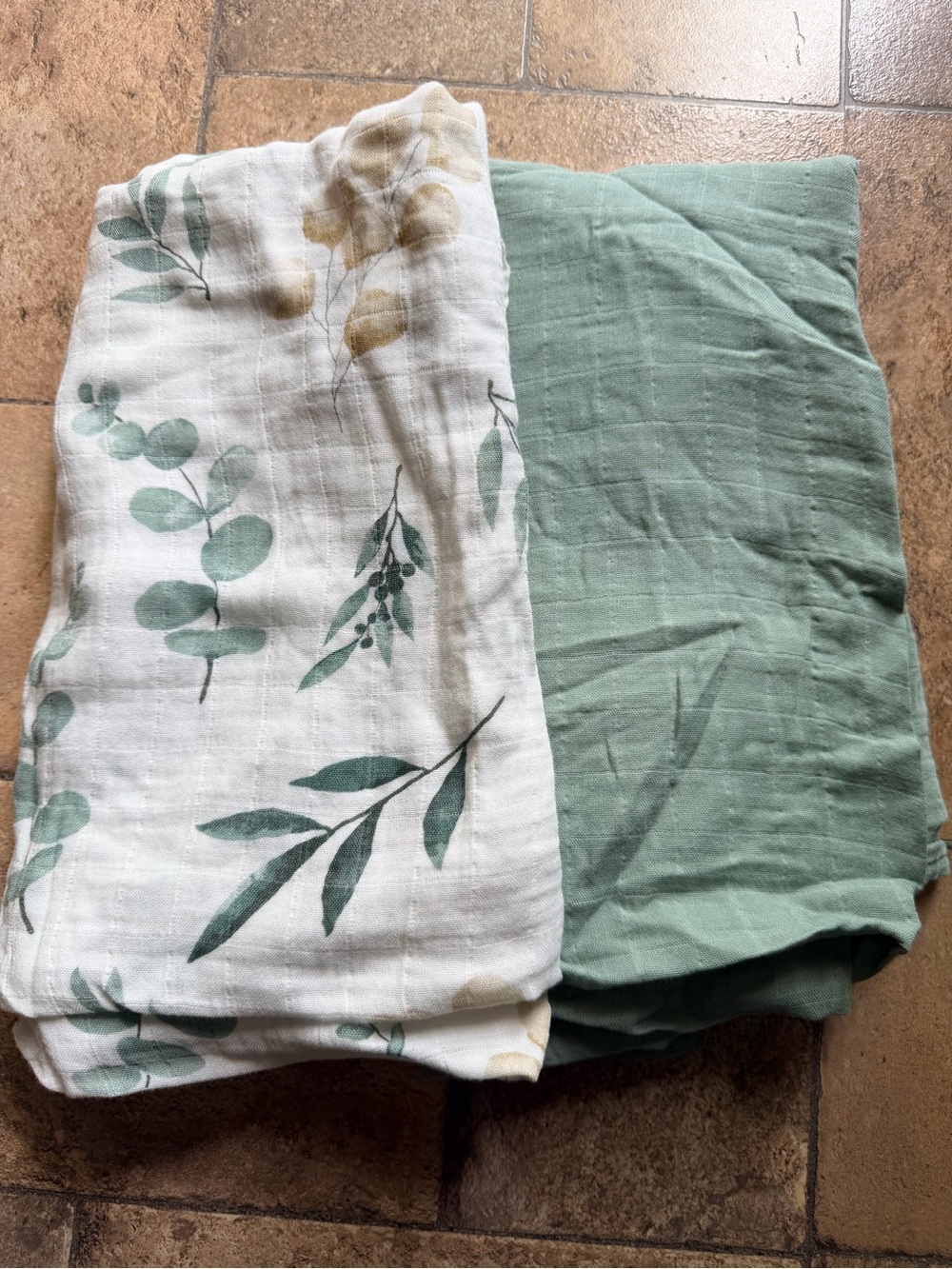 Muslin Swaddle Blanket Wrap 2pk Baby Boy Girl Neutral NWOT